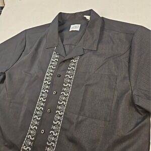 Vintage Irvine Park Men 2XL Button Black Embroidered Trim Short Sleeve Travel
